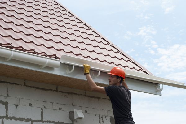 Rain Gutter Repair in Lady Lake