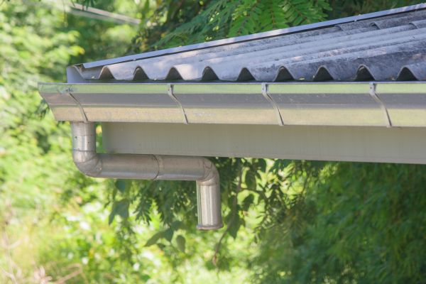 Cost of Stainless Steel Gutter Service in Lady Lake