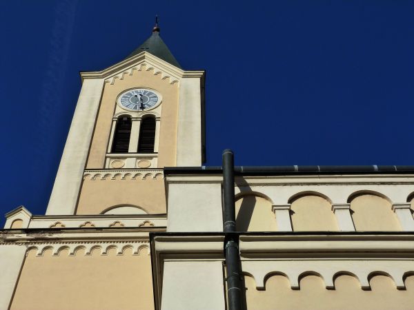 Church Gutter Installation in Lady Lake